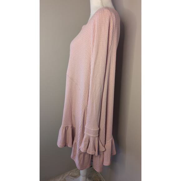 Free People Pink Waffle Knit Ruffle Hem Henley Tunic - Picture 2 of 8